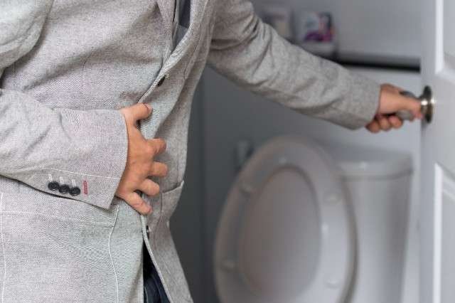 10 Signs of Loose Motion You Should Not Ignore