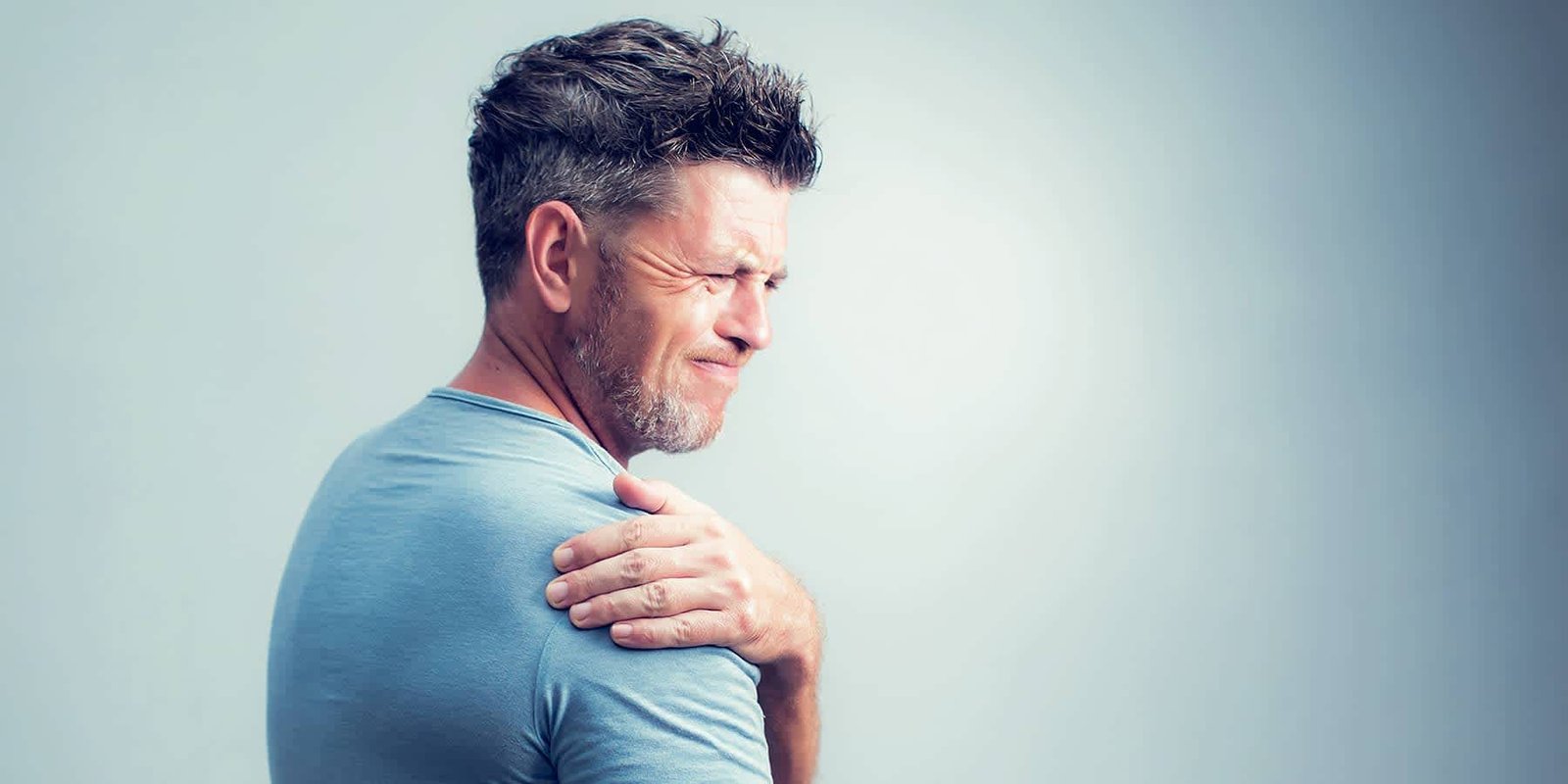 Top 5 Ayurvedic Pain Oil List for Fast Relief from Joint & Muscle Pain